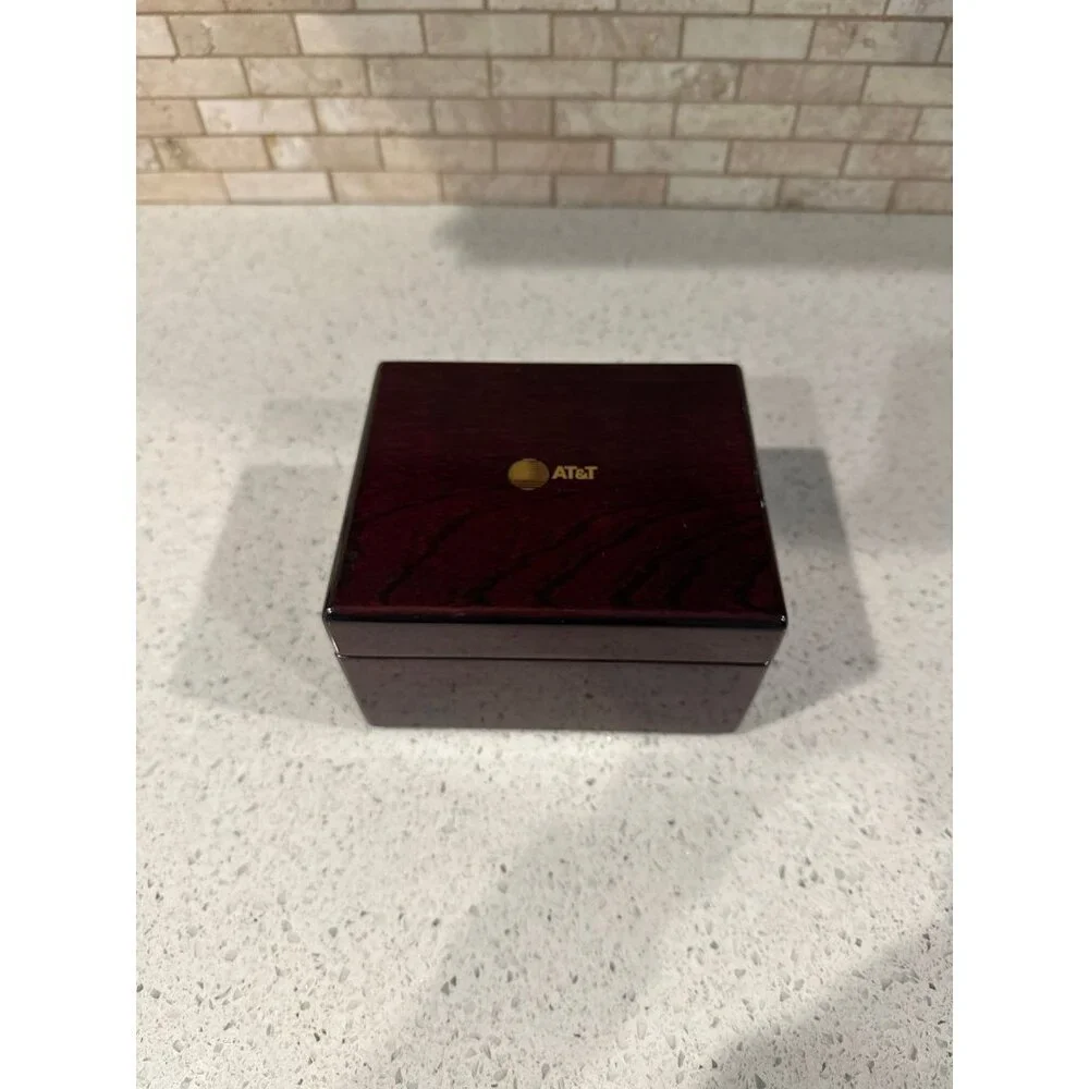 ATT wooden WATCH‎ BOX